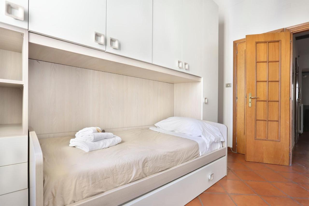 Tornabuoni Apartment- Hosted By Sweetstay ฟลอเรนซ์ ภายนอก รูปภาพ